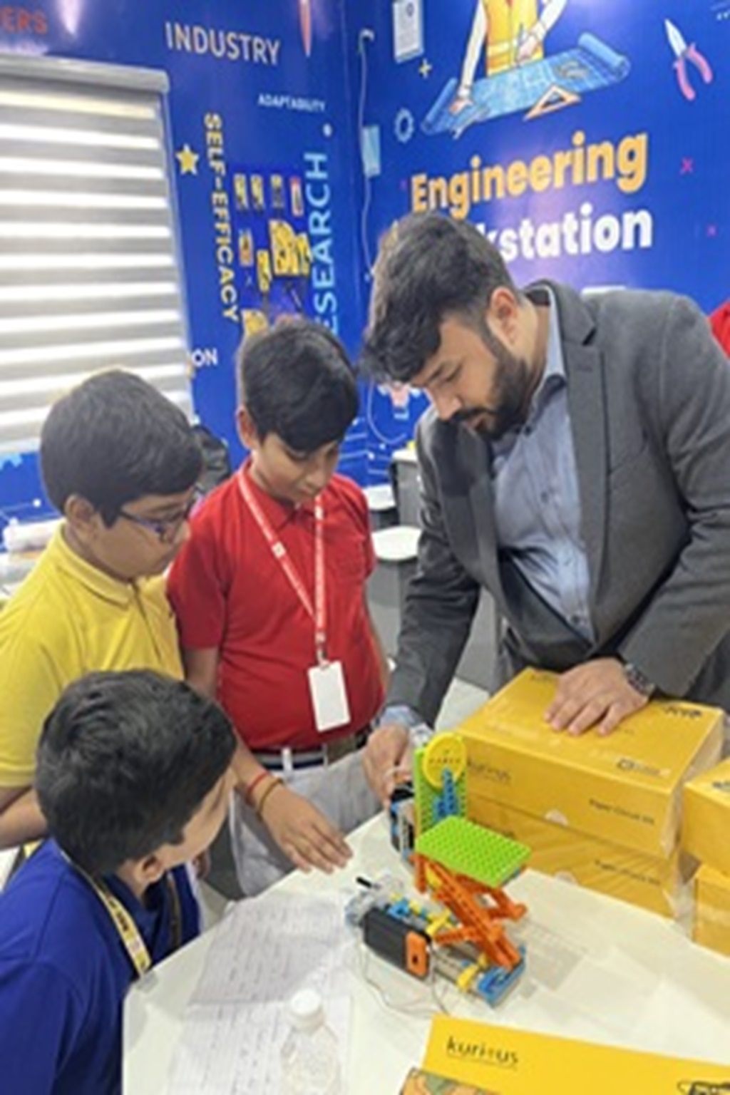 Image gallery marquee